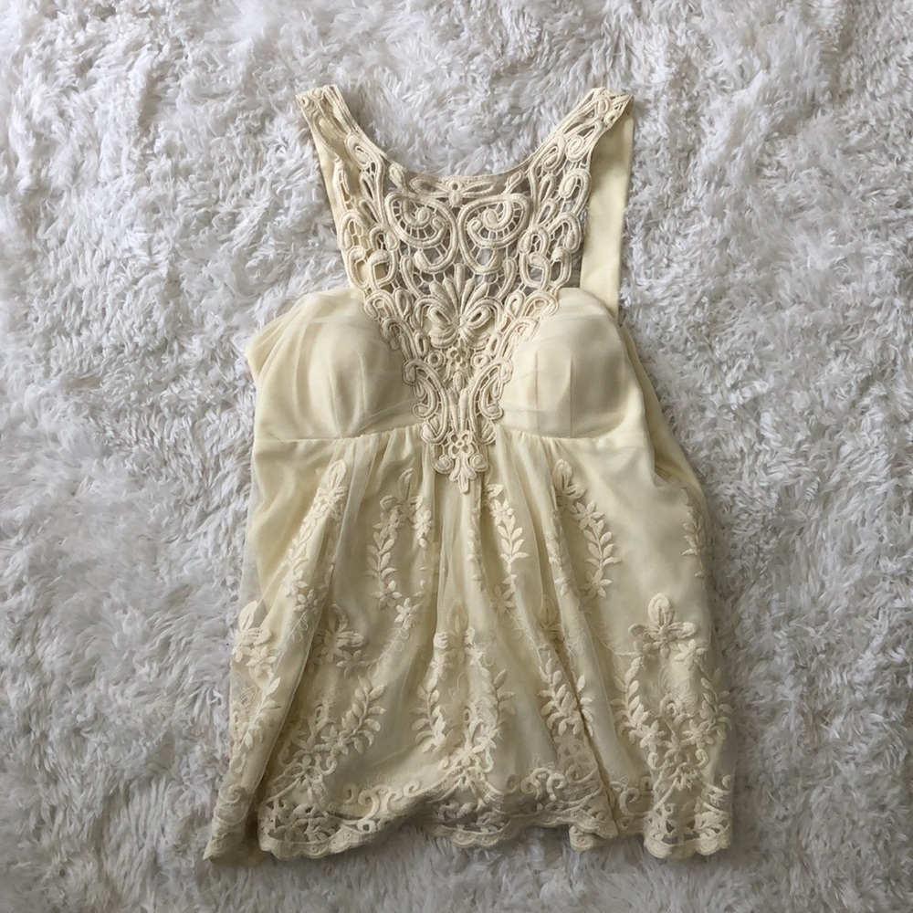 Elegant Lace Trim White Top - Picture 3 of 7